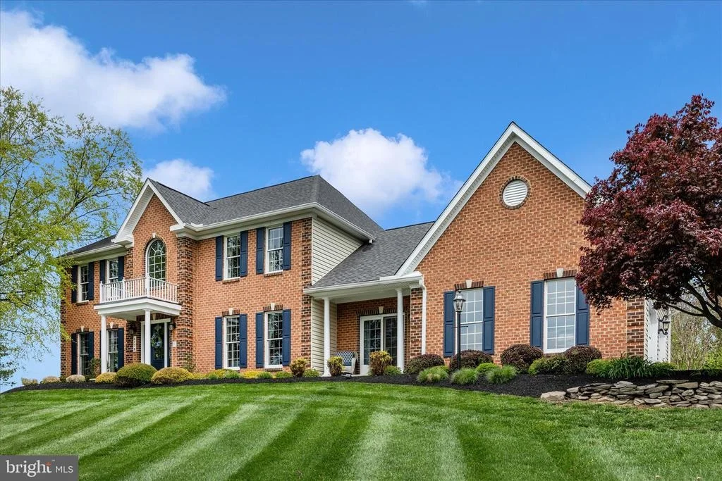 Photo of 6170 CHALLEDON CIRCLE