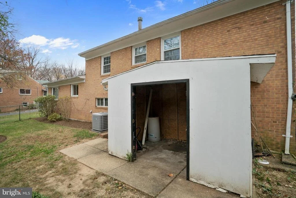 Photo of 10205 RUSTIC LANE