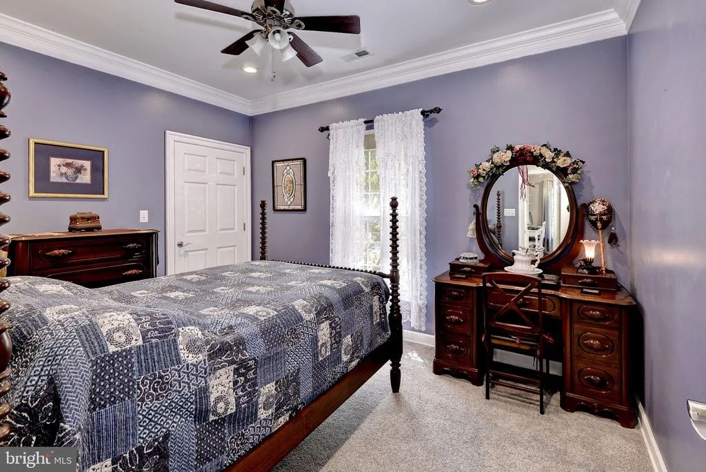 Photo of 127 GREAT GLEN