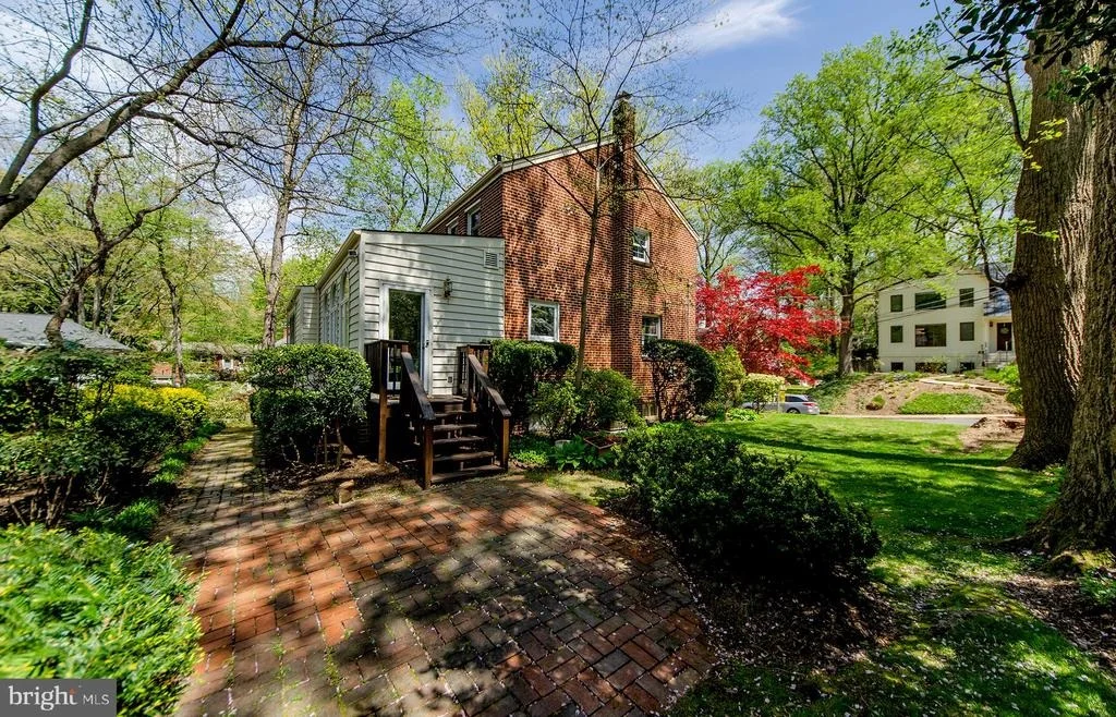 Photo of 4307 23RD ROAD N
