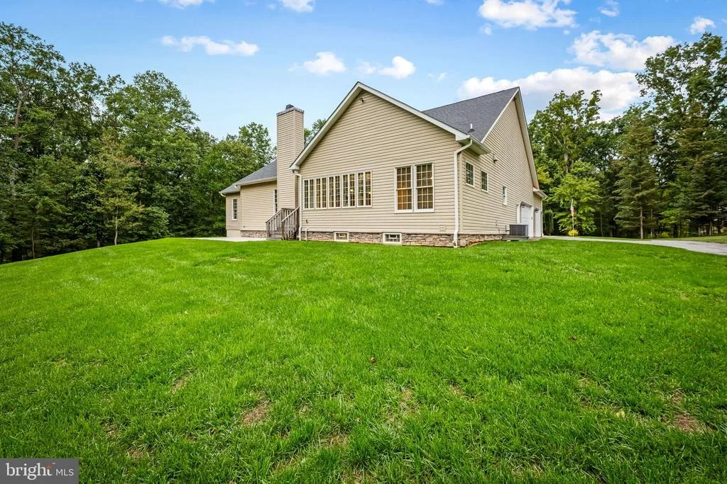 Photo of 1391 MACTON ROAD