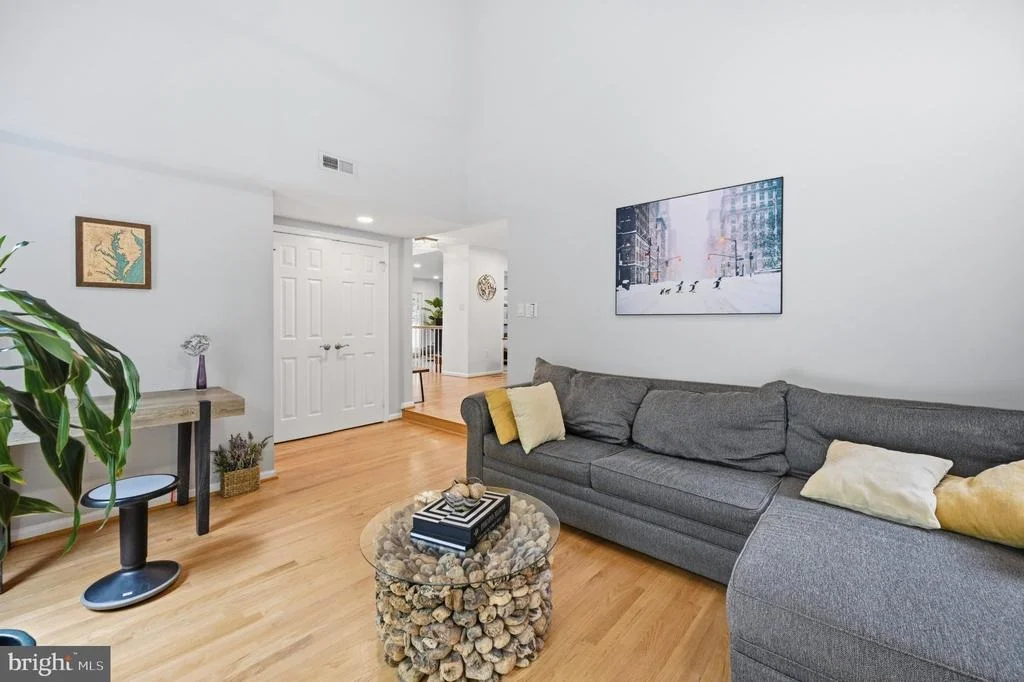 Photo of 12101 GATEWATER DRIVE
