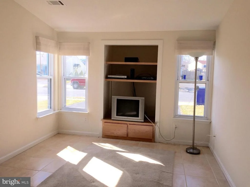 Photo of 826 CHADWICK CIRCLE