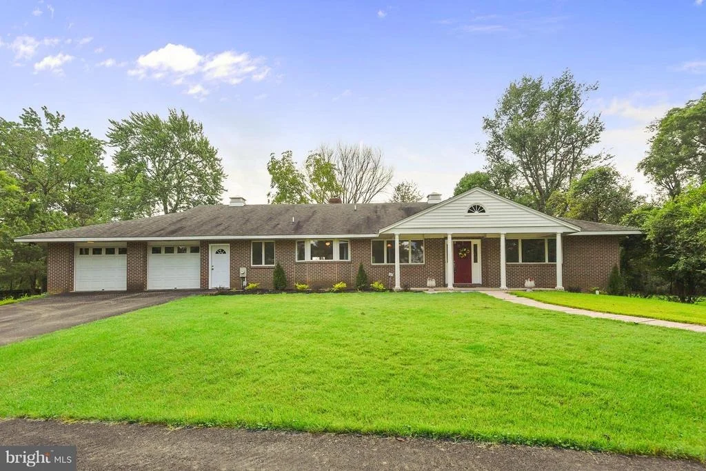 Photo of 10226 PARKMAN ROAD