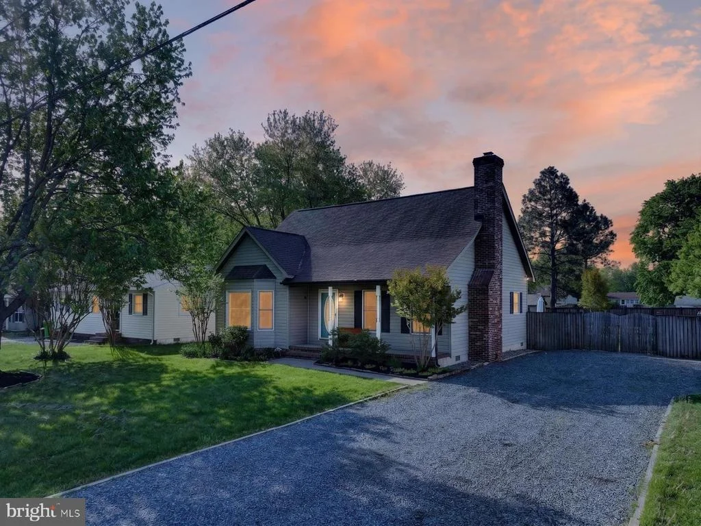 Photo of 1848 HARBOR DRIVE