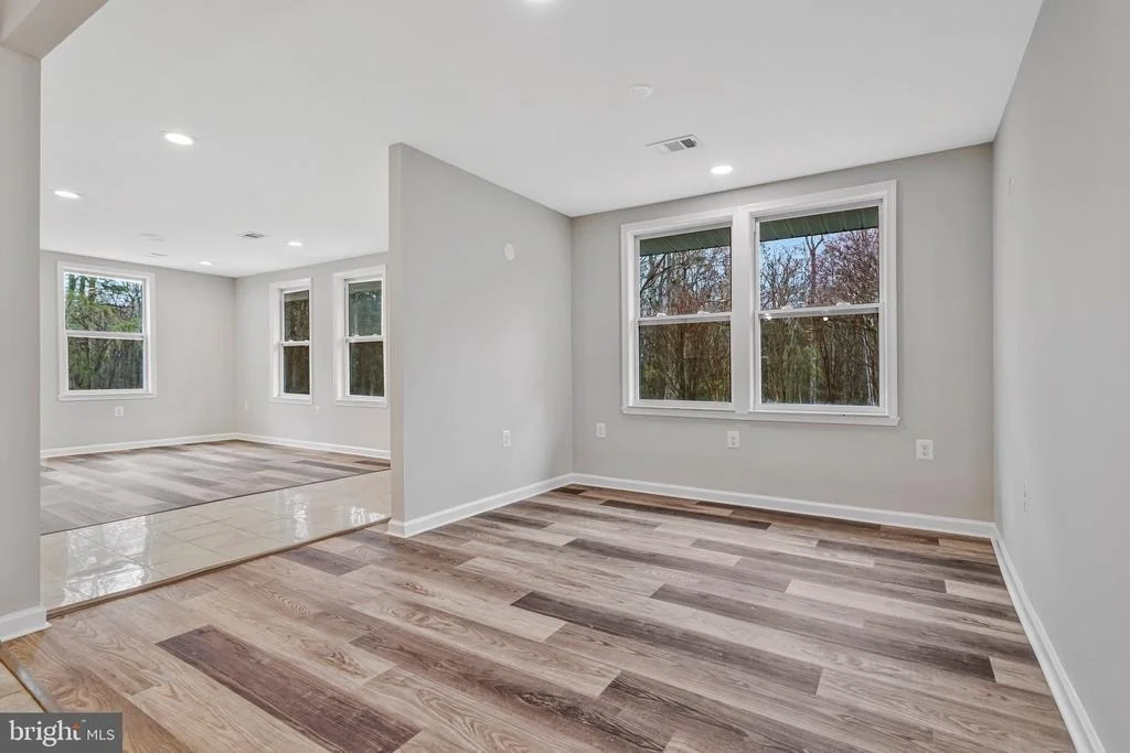 Photo of 13804 PARK AVENUE