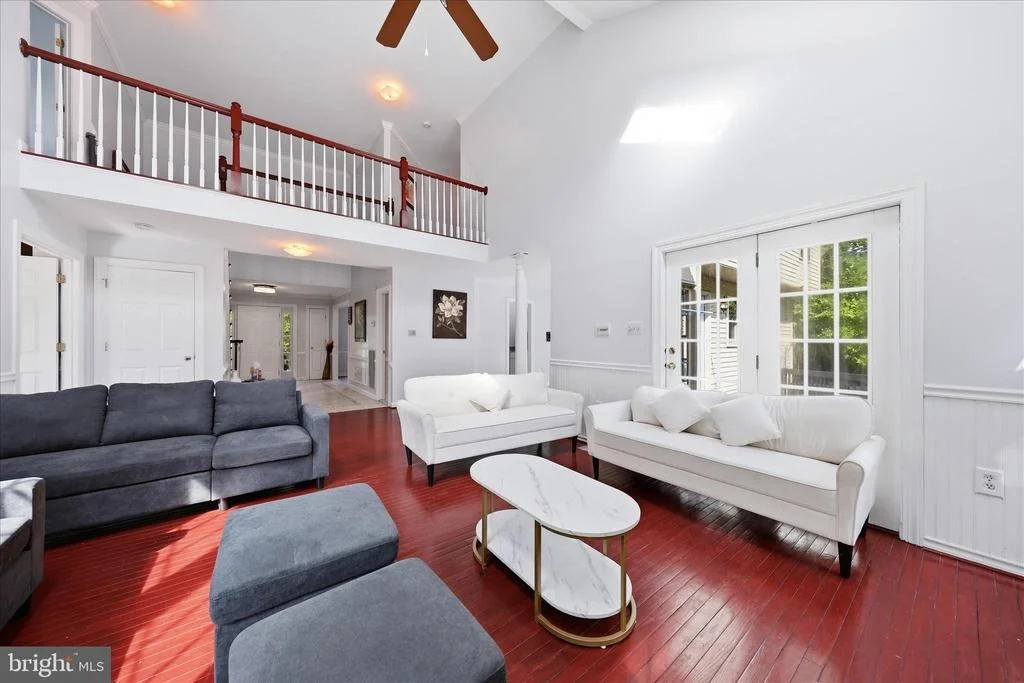 Photo of 6135 FIELDCREST COURT