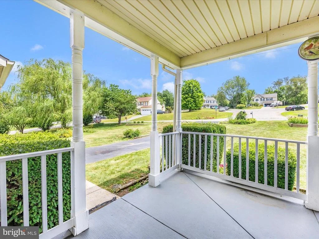 Photo of 17727 DAVIDSON DRIVE