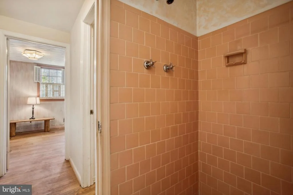 Photo of 1114 CROTON DRIVE