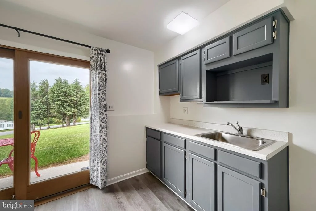 Photo of 5350 POMMEL DRIVE