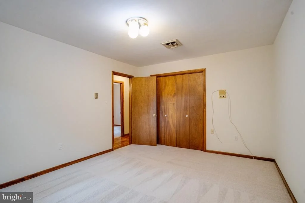 Photo of 2010 FALLSGROVE WAY