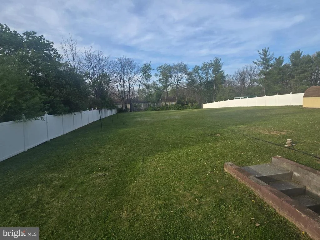 Photo of 413 VALLEY MILL ROAD