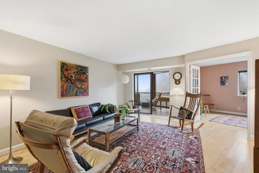 Photo of Unit 714 at 5902 MOUNT EAGLE DRIVE