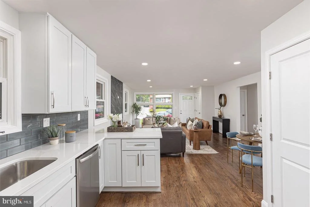 Photo of 536 BROOK ROAD