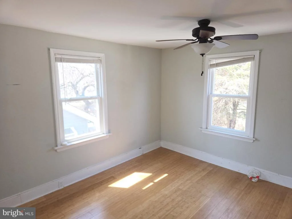 Photo of 10 HAWTHORNE AVENUE