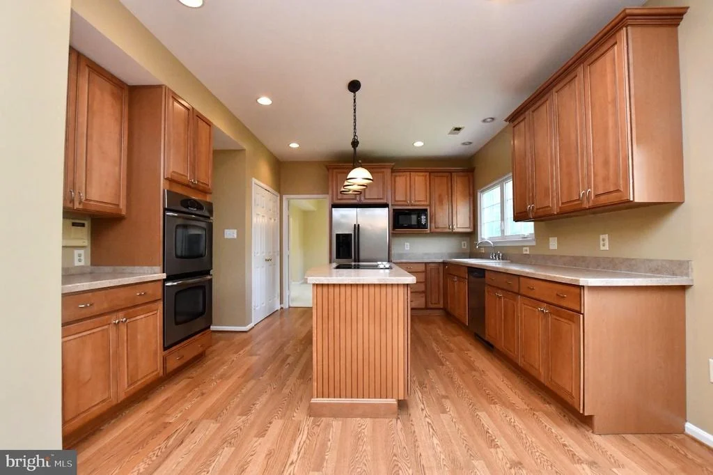 Photo of 46 CHRISTOPHER WAY