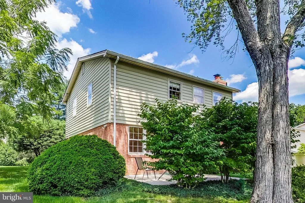 Photo of 12131 DAVID DRIVE