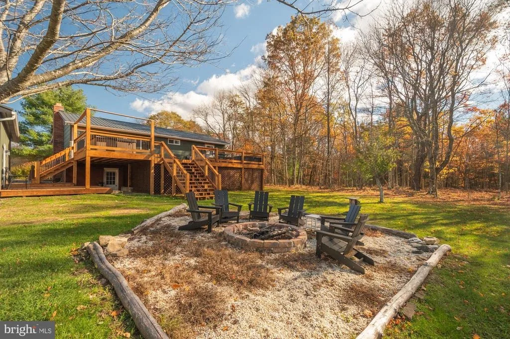 Photo of 1015 PYSELL ROAD