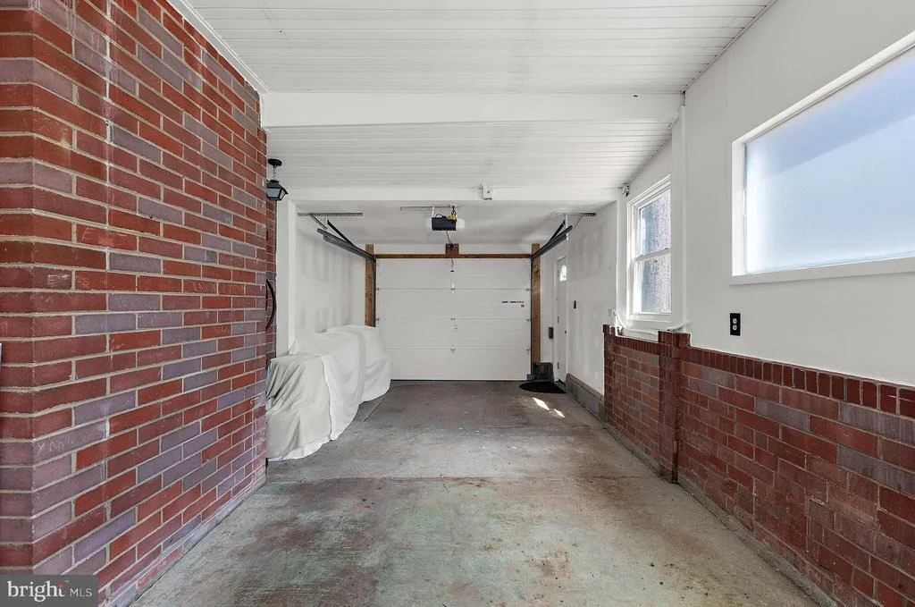 Photo of 545 FOREST VIEW ROAD