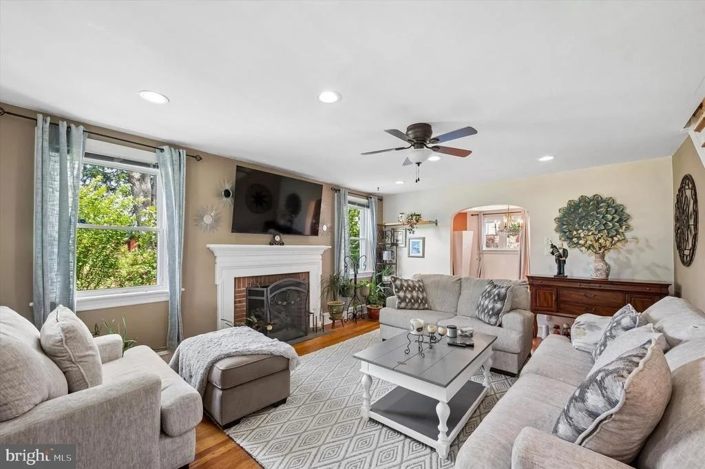 Photo of 635 LUKENS AVENUE