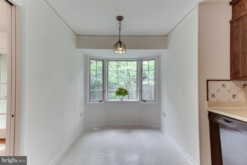 Photo of 7007 BRIGHT AVENUE