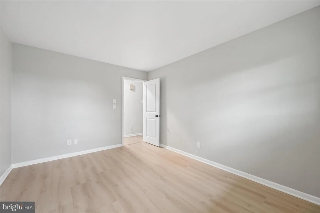 Photo of 7052 LINGANORE ROAD