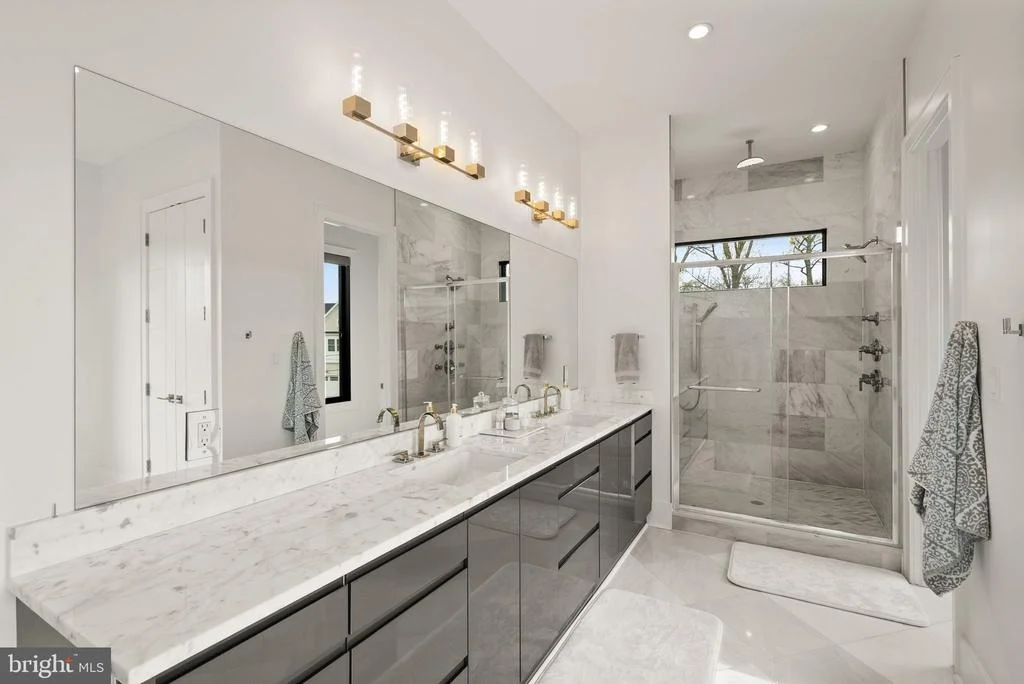 Photo of 1054 KINGLET COURT
