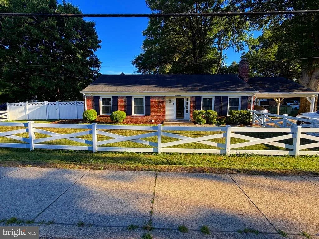 Photo of 117 OAKWOOD ROAD