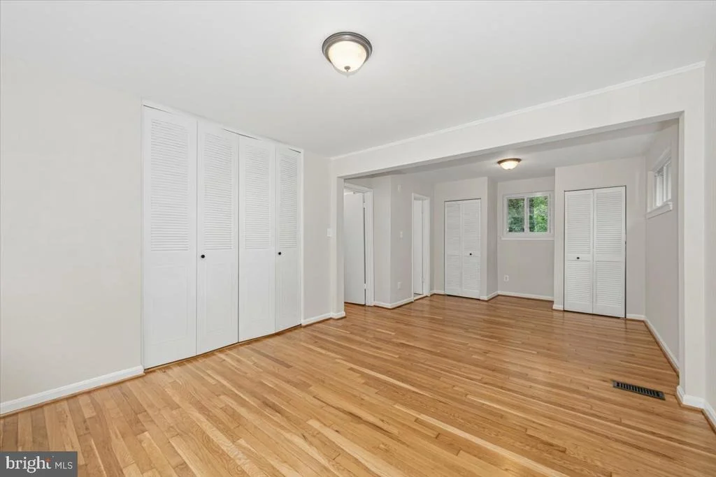 Photo of 8624 PARLIAMENT DRIVE