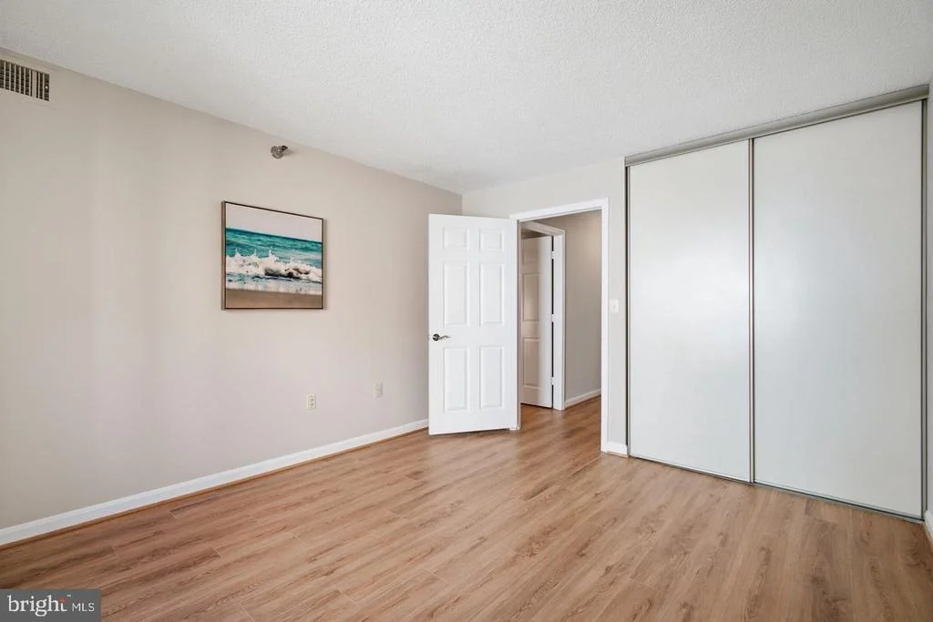 Photo of Unit 304 at 14805 PENNFIELD CIRCLE