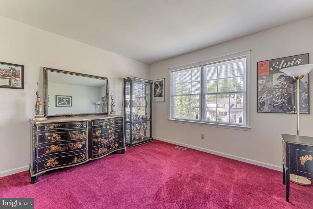 Photo of 209 W FORESTVIEW AVENUE