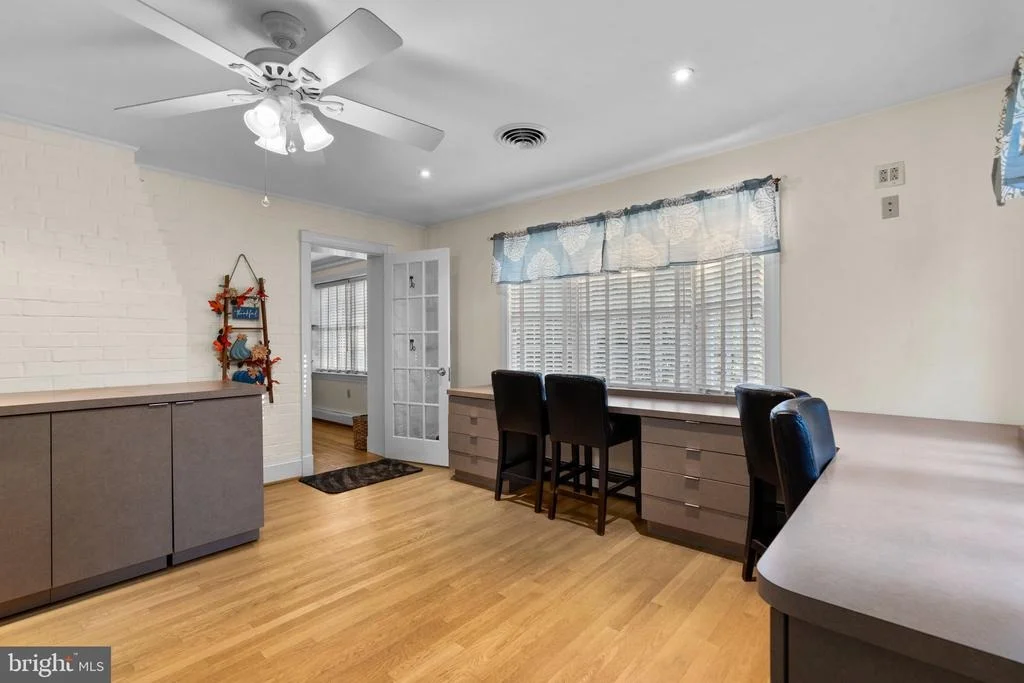 Photo of 7908 BROOKLYN BRIDGE ROAD
