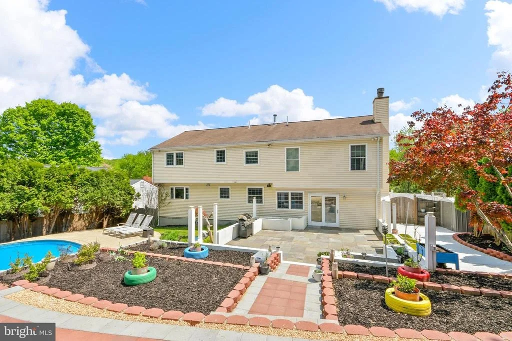 Photo of 24604 CUTSAIL DRIVE