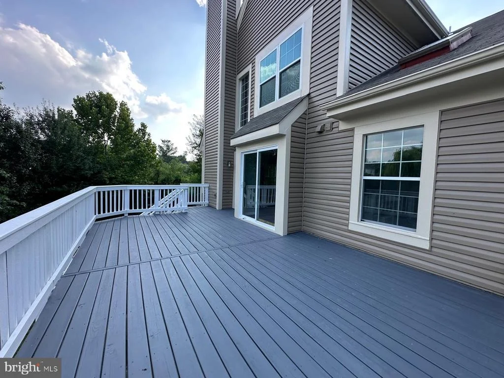 Photo of 43997 NEEDMORE COURT