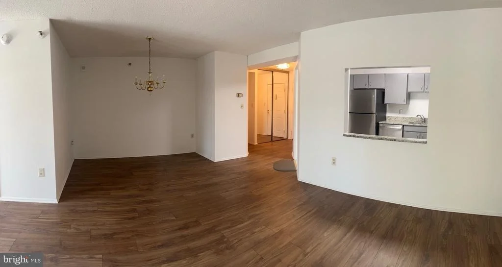 Photo of Unit 1124 at 15101 INTERLACHEN DRIVE