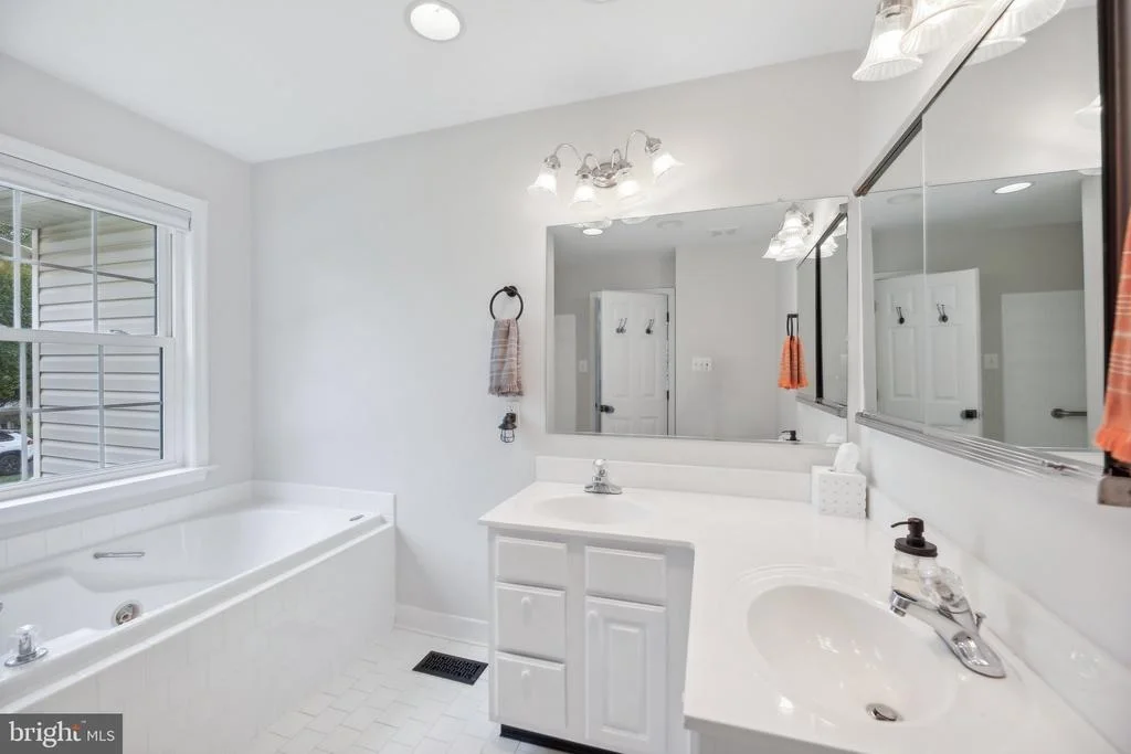 Photo of 1113 MEADOWGREEN DRIVE