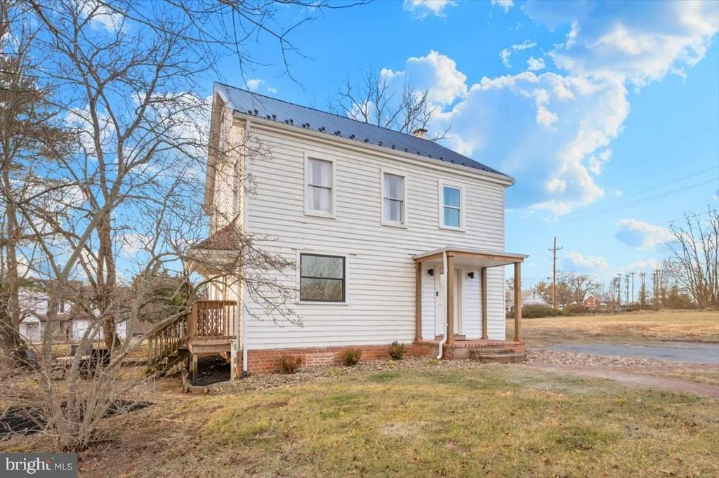 Photo of 11012 ARNOLD LANE
