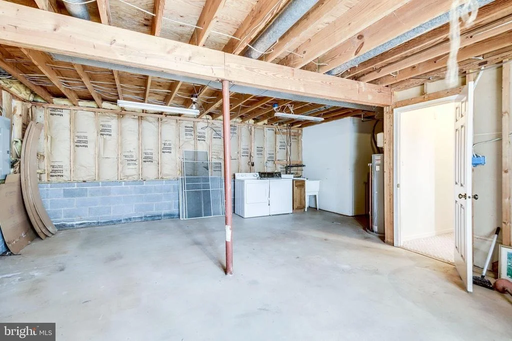 Photo of 5550 JACLYN DRIVE