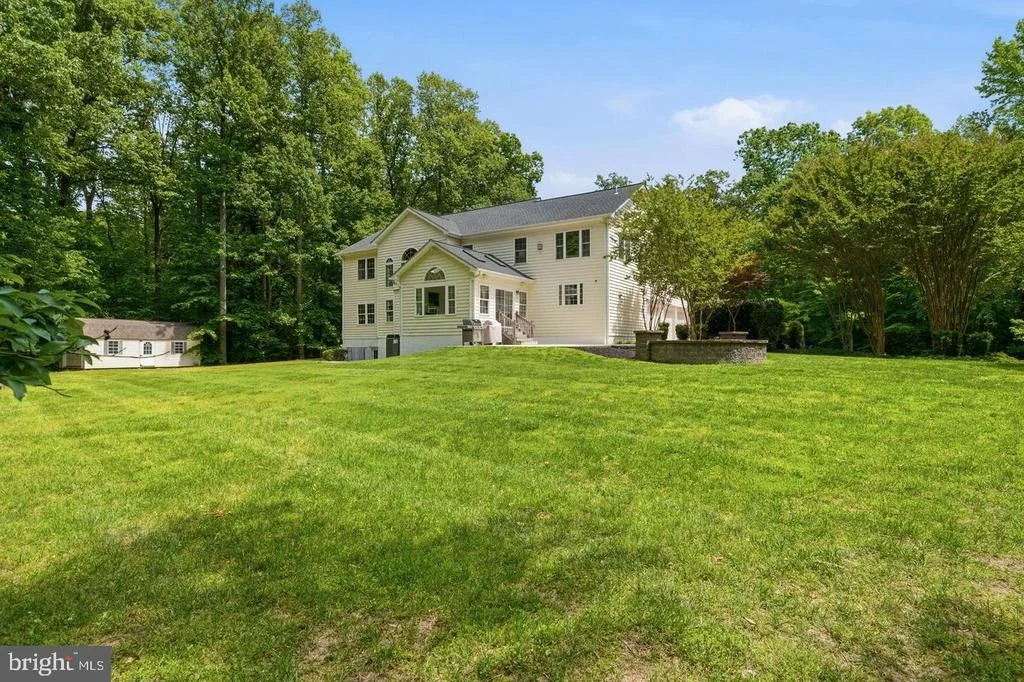 Photo of 3820 LEAFCREST COURT
