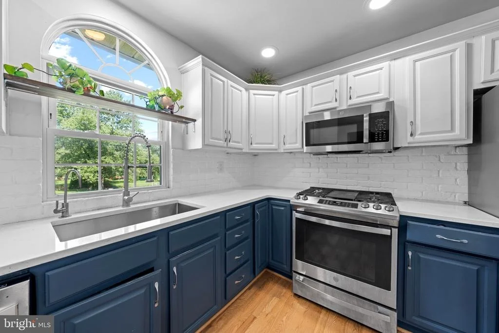 Photo of 2696 WALSTON ROAD