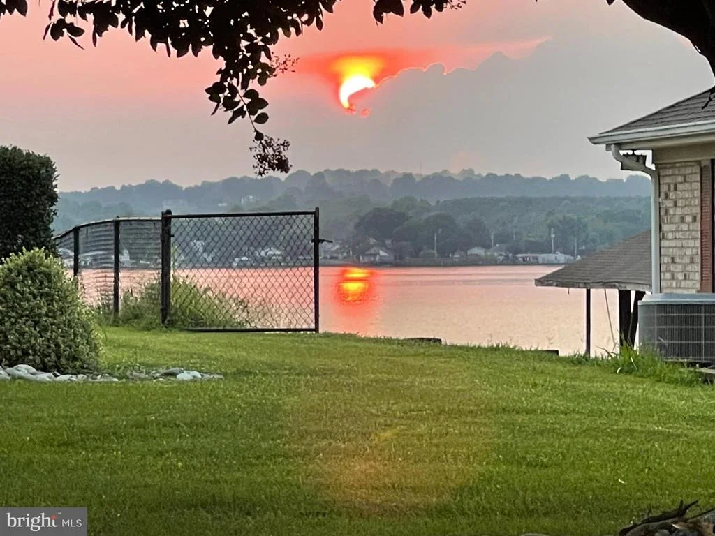 Photo of 318 OVERLOOK DRIVE