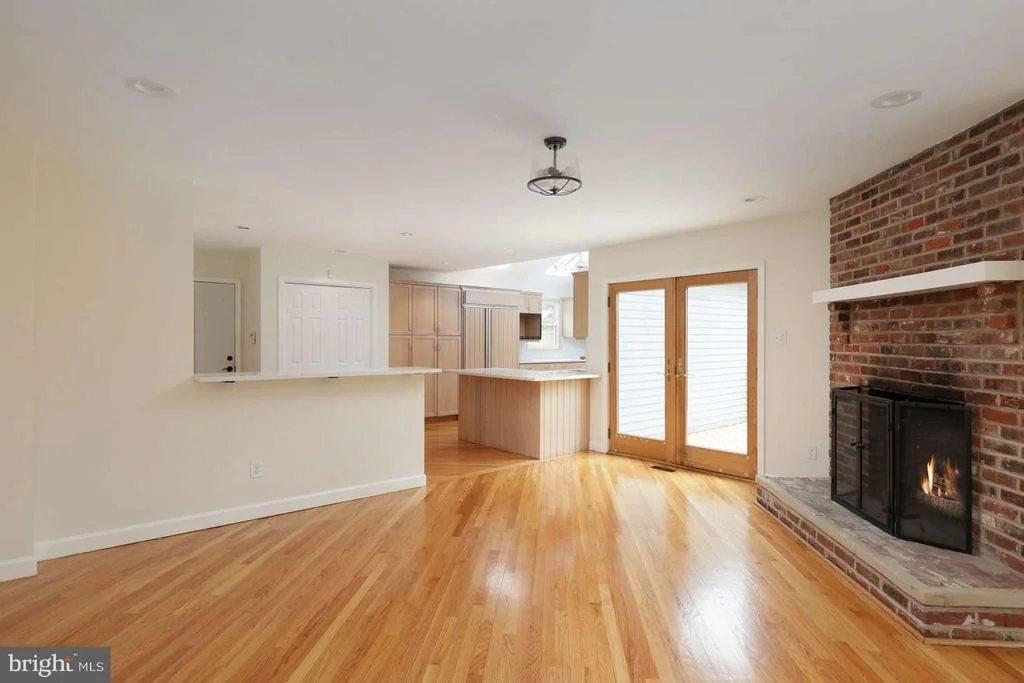 Photo of 24 RIVERVIEW DRIVE