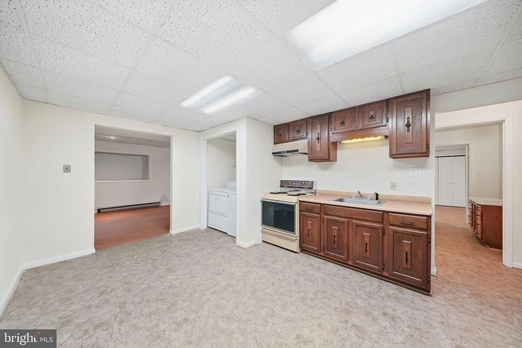 Photo of 1052 RIDGE ROAD