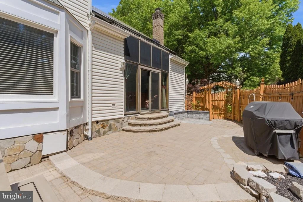 Photo of 19201 FOREST BROOK ROAD