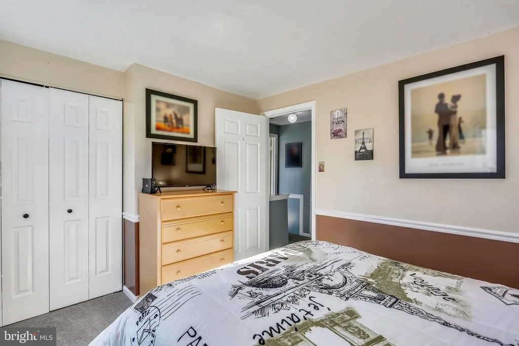 Photo of 915 POINTER RIDGE DRIVE