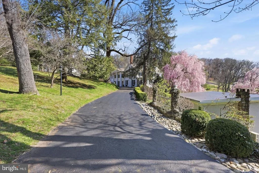Photo of 3039 DURHAM ROAD