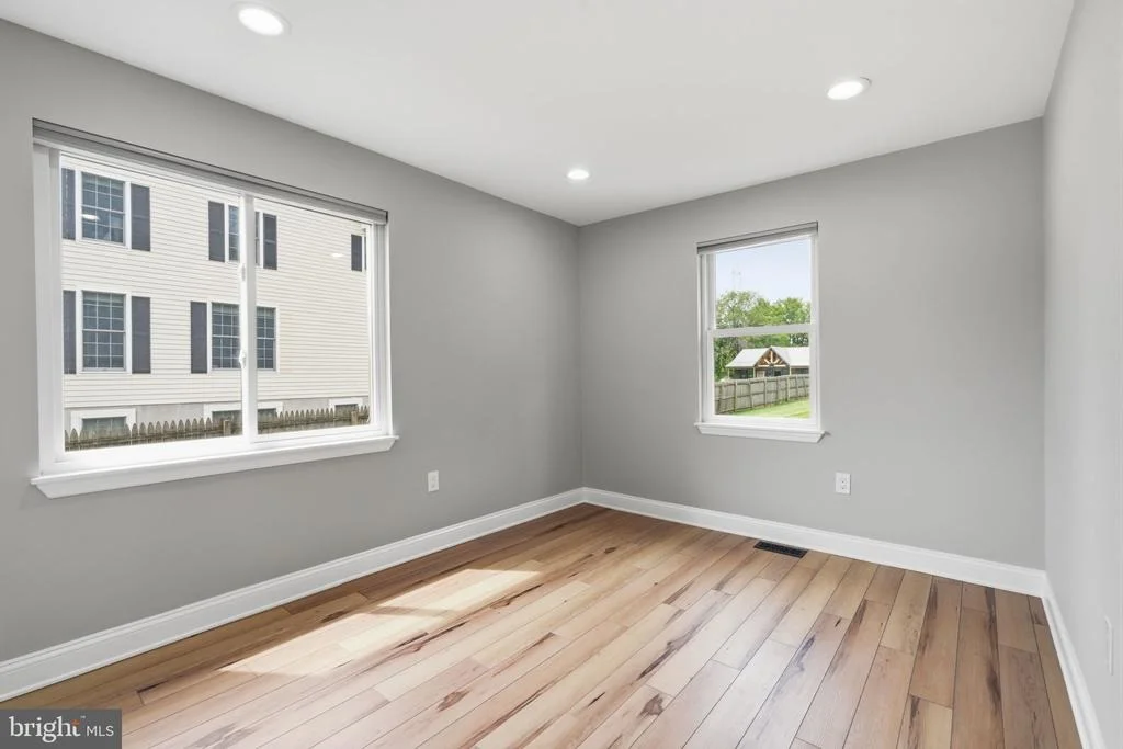 Photo of 1633 REED ROAD