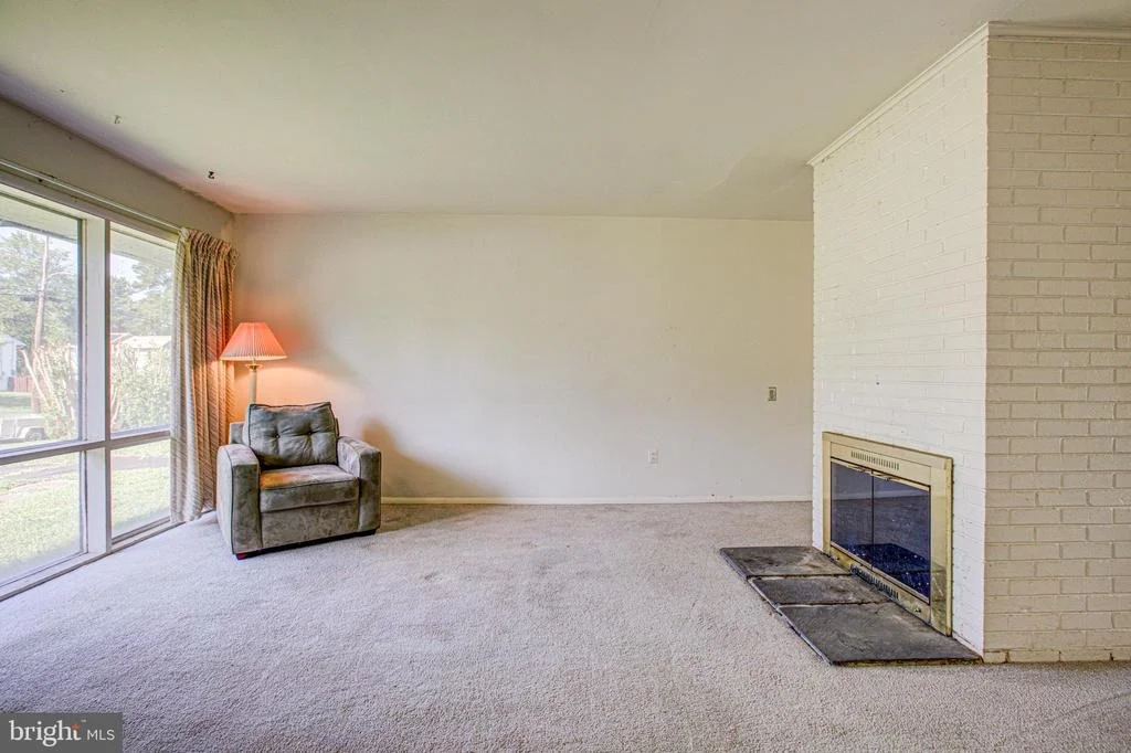 Photo of 7420 AXTON