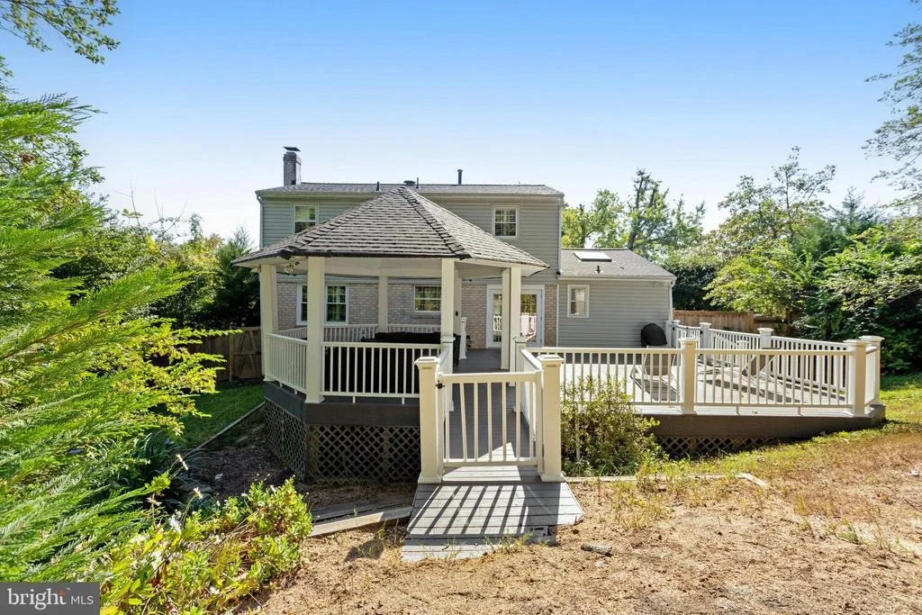 Photo of 6808 HOUNDMASTER ROAD