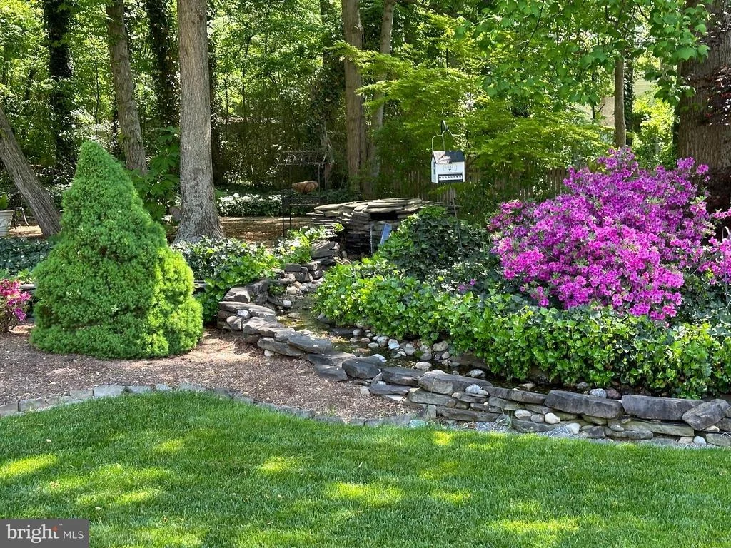 Photo of 161 BURNING TREE ROAD
